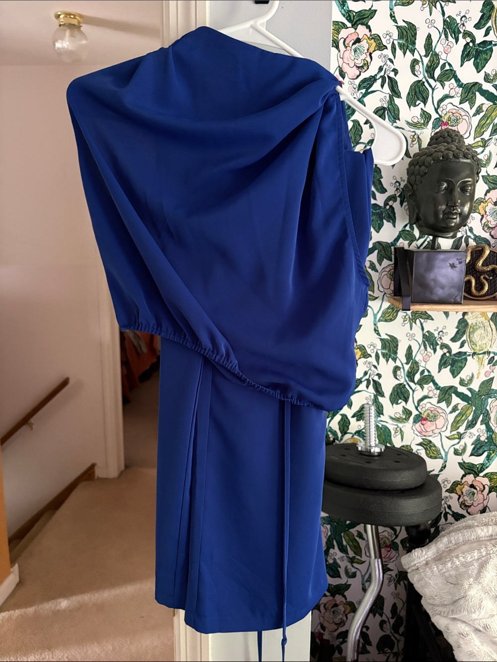 Women's Wide-Leg Halter Crop Set in Royal Blue - Picture 3 of 3